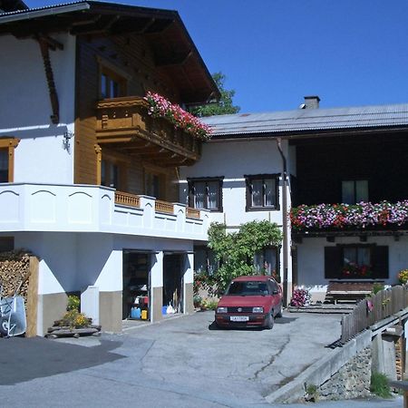 Apartment With Mountain Views From The Balcony Капл Екстериор снимка